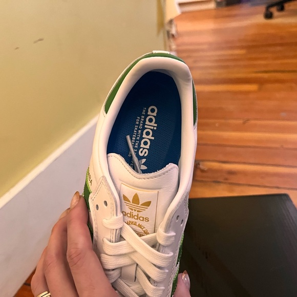 Adidas Samba White and Green Sneakers - Picture 4 of 4